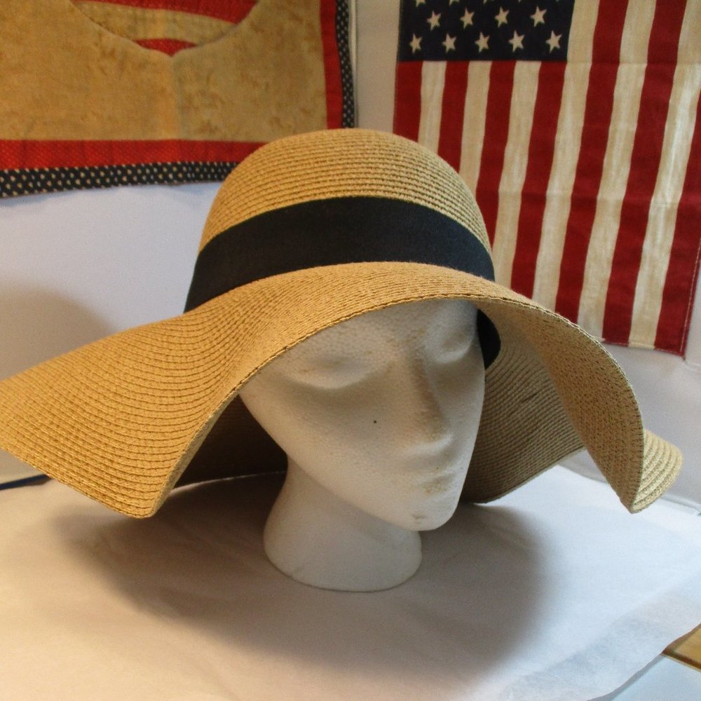New Nip Womens  Furtalk Wide Brim Floppy  Sun Shade Hat UPF 50